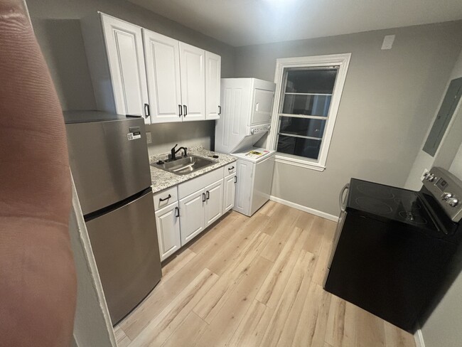 8139 Glen Gary Rd, Unit 1 in Towson, MD - Building Photo - Building Photo
