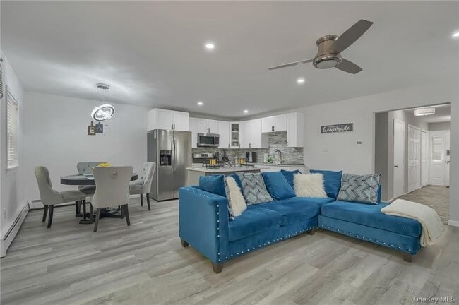 property at 16 Fitzgerald Ct
