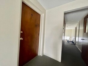 15 Clinton St in Waltham, MA - Building Photo - Building Photo