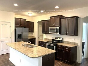 604 Brookfield Dr in Knightdale, NC - Building Photo - Building Photo