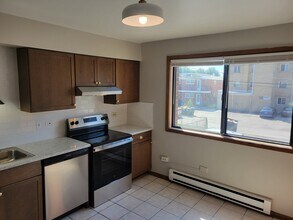 1257 Harding Ave in Des Plaines, IL - Building Photo - Building Photo