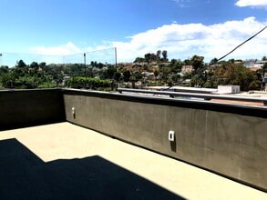 2154 Fargo St, Unit 2154 in Los Angeles, CA - Foto de edificio - Building Photo