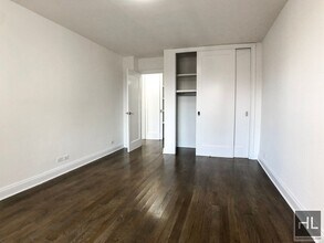 96-95 5th Ave in New York, NY - Building Photo - Building Photo