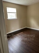 1972 Cambridge Dr in Lexington, KY - Building Photo - Building Photo
