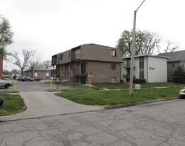 1810 H St in Lincoln, NE - Building Photo