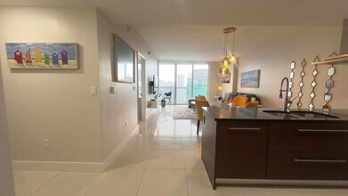 485 Brickell Ave in Miami, FL - Building Photo - Building Photo