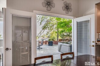 2320 Overlook Ct in Reno, NV - Building Photo - Building Photo