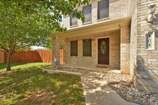 104 Keaton Cove in Kyle, TX - Building Photo