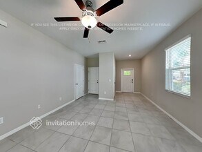 8527 Druid Oaks Ln in New Port Richey, FL - Building Photo - Building Photo