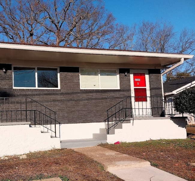 property at 2305 Citico Ave