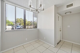 3300 NW 46th St in Fort Lauderdale, FL - Building Photo - Building Photo