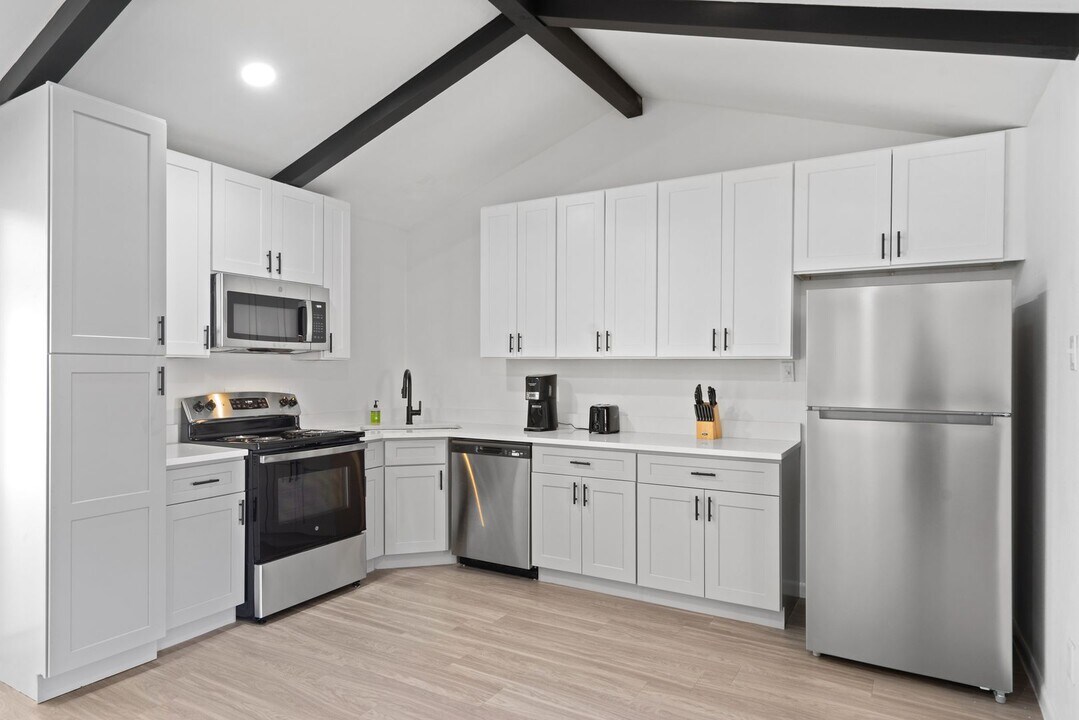 806 Northstar Dr in San Antonio, TX - Building Photo