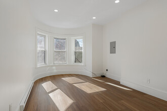 94 Saint Botolph St, Unit 1 in Boston, MA - Building Photo - Building Photo