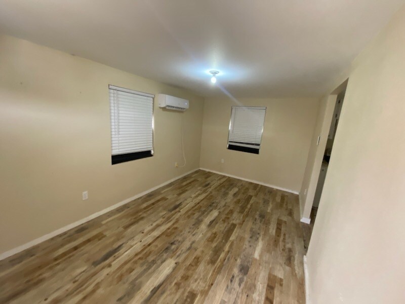 2241 Gumwood Ave, Unit A in McAllen, TX - Building Photo