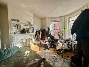 3 Warwick St, Unit #2 in Boston, MA - Foto de edificio - Building Photo