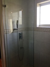 169 Curtiss Pkwy, Unit 3B in Miami Springs, FL - Building Photo - Building Photo