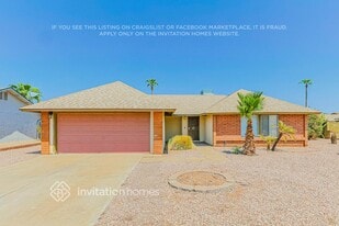 1534 W Nopal Ave in Mesa, AZ - Building Photo