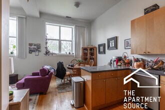 1446 N Leavitt St, Unit 3f in Chicago, IL - Building Photo - Building Photo