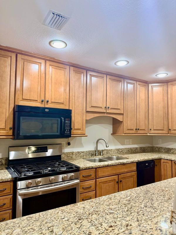 4106 N Ebony Dr in Pharr, TX - Building Photo - Building Photo