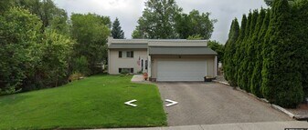 1133 Bingham Ave, Unit B in Idaho Falls, ID - Building Photo