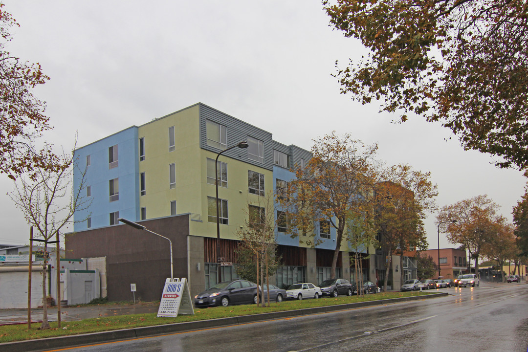 Avenue West in Berkeley, CA - Foto de edificio