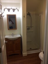 513 S Orange St, Unit Efficiency in Media, PA - Foto de edificio - Building Photo