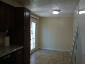 8492 Kirby St in Manassas, VA - Building Photo - Building Photo