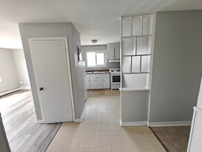 133 Pinecrest Dr in Dartmouth, NS - Building Photo - Building Photo