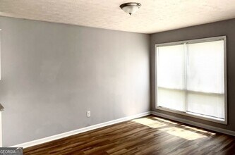 2132 McCalla Rd in Conyers, GA - Building Photo - Building Photo