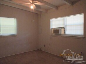 226 Emerald Ave in Pensacola, FL - Building Photo - Building Photo