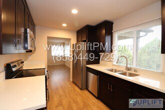 948 B St-Unit -948 B St. in Ramona, CA - Building Photo - Building Photo