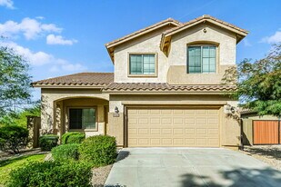 43240 N Whisper Ln in New River, AZ - Building Photo