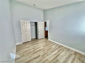 9553 World Cup Dr in Las Vegas, NV - Building Photo - Building Photo