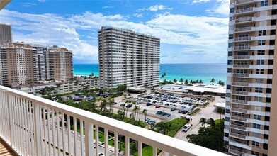 1985 S Ocean Dr, Unit 11P in Hallandale Beach, FL - Building Photo - Building Photo