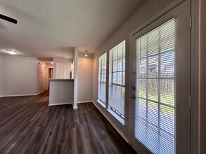 9212 Kempler Dr in Austin, TX - Building Photo - Building Photo