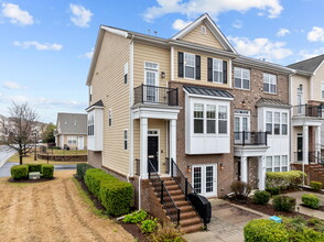 10122 Glen Autumn Rd in Raleigh, NC - Building Photo - Building Photo