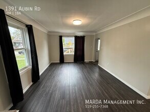 1391 Aubin Rd in Windsor, ON - Building Photo - Building Photo