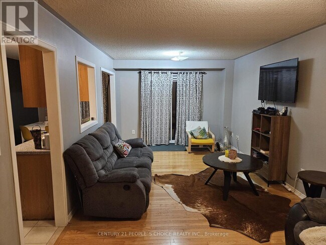 1305 Brandon Terrace in Milton, ON - Building Photo - Building Photo