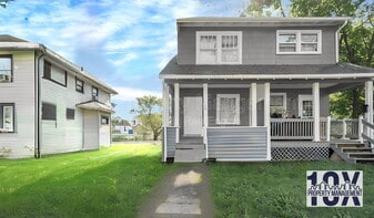 352 S Hague Ave in Columbus, OH - Building Photo