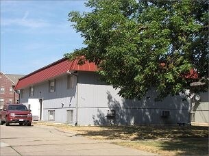 510 S Van Buren St in Iowa City, IA - Building Photo - Building Photo