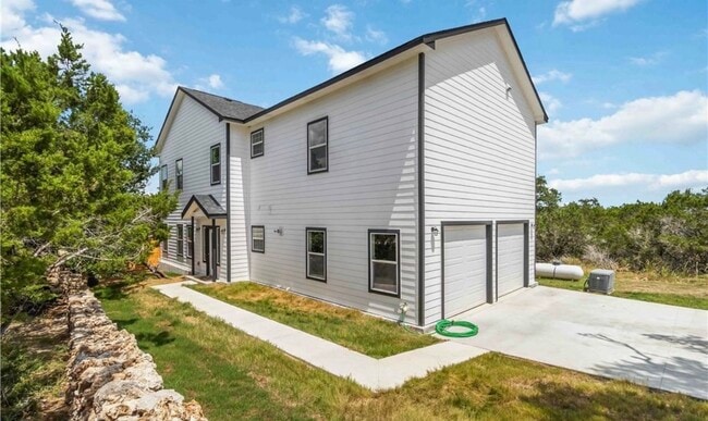 property at 27 Pueblo Trl