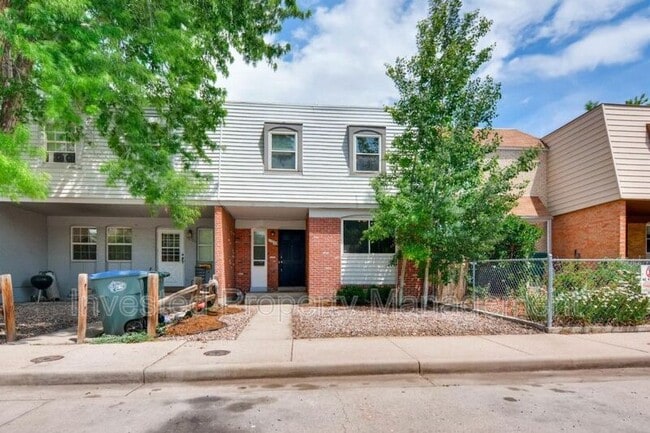 property at 11626 Grant St
