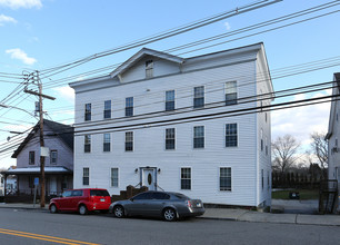 43-45 Merchants Ave in Taftville, CT - Building Photo - Building Photo