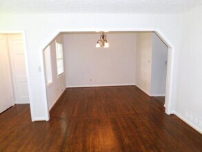 879 Forest Ridge Dr SE in Marietta, GA - Building Photo - Building Photo