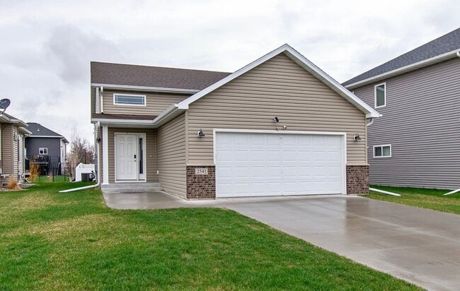 property at 2541 66th Ave S