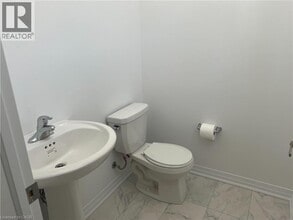 95 Manuel St in Stratford, ON - Building Photo - Building Photo