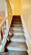 18927 Birdseye Dr in Germantown, MD - Building Photo - Building Photo