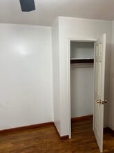 888 Jerome St, Unit Room 1 in Brooklyn, NY - Building Photo - Building Photo