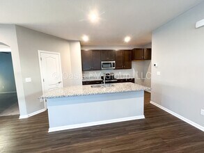 521 Rochdale Run in Delaware, OH - Building Photo - Building Photo