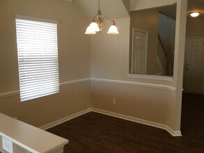 8018 McKee Dr in Raleigh, NC - Building Photo - Building Photo
